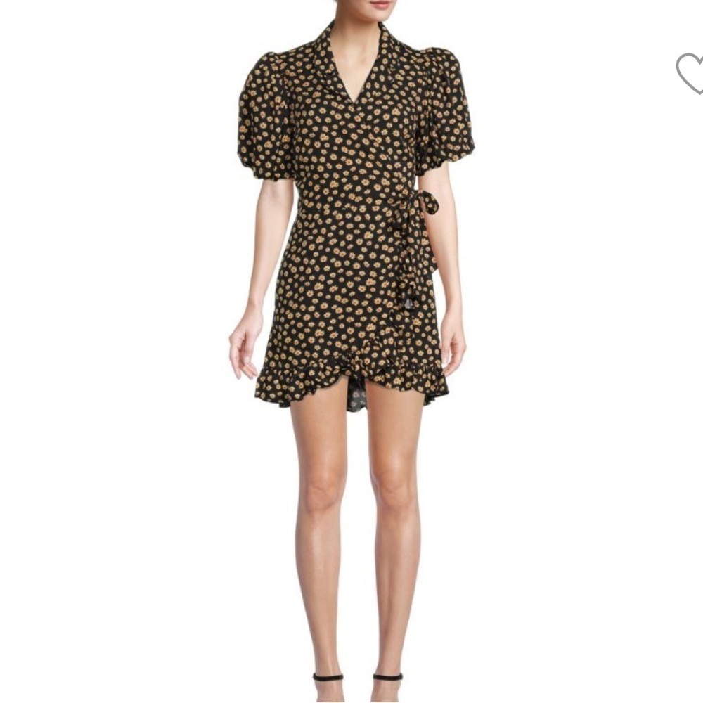 WEWOREWHAT
Puff Sleeve Sunflower Floral Wrap Dress, size small
